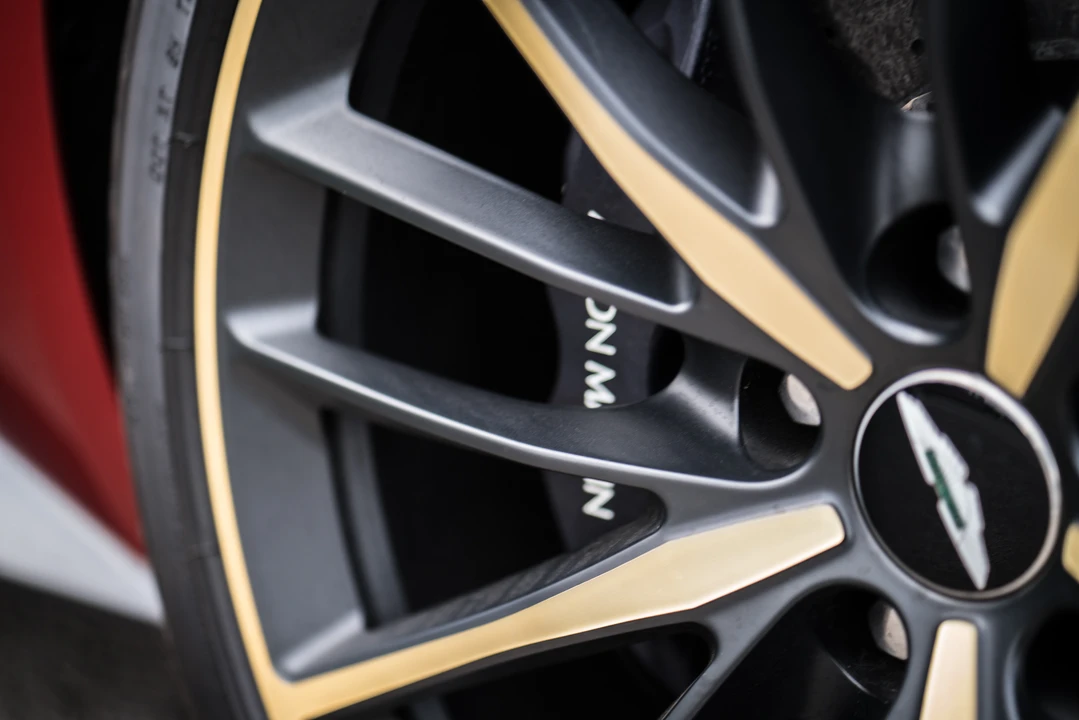 2017 Aston Martin Vanquish 2nd Gen - Image 19 of 31