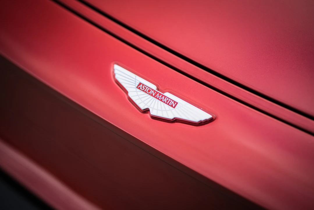 2017 Aston Martin Vanquish 2nd Gen - Image 22 of 31