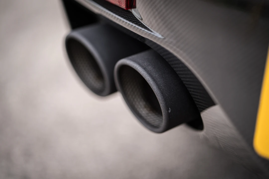2017 Aston Martin Vanquish 2nd Gen - Image 23 of 31