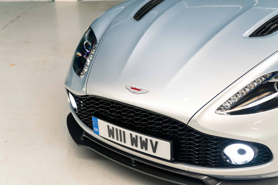 2017 Aston Martin Vanquish 2nd Gen - Image 24 of 31