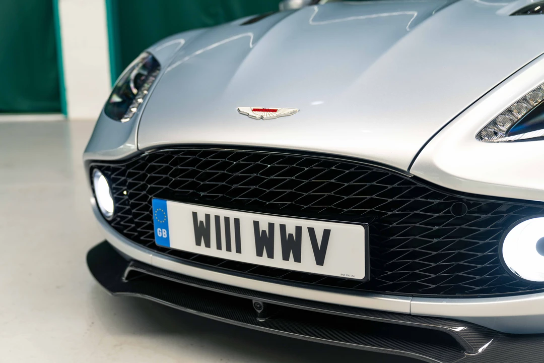 2017 Aston Martin Vanquish 2nd Gen - Image 26 of 31