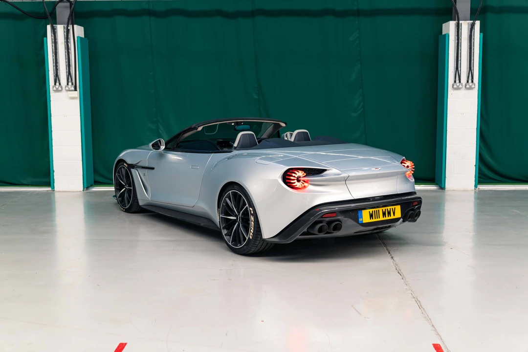 2017 Aston Martin Vanquish 2nd Gen - Image 8 of 31