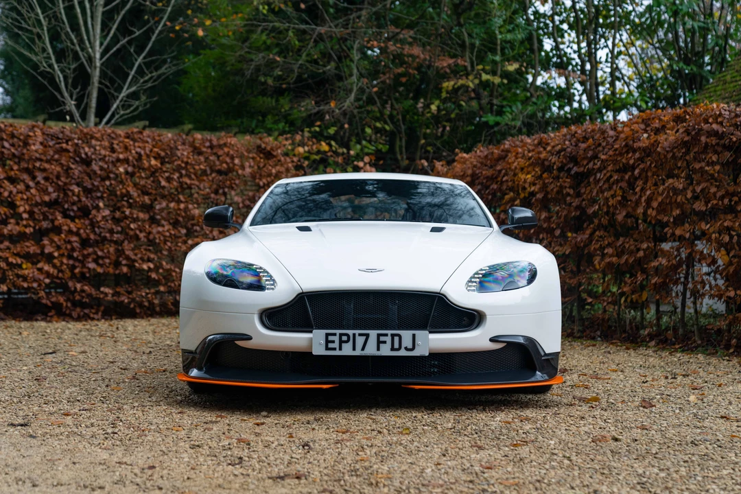 2017 Aston Martin V8 Vantage (2006-2017) - Image 11 of 31