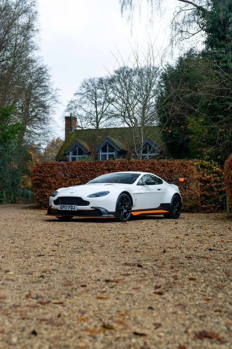 2017 Aston Martin V8 Vantage (2006-2017) - Image 21 of 31