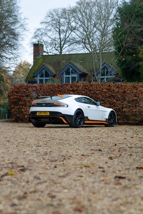 2017 Aston Martin V8 Vantage (2006-2017) - Image 23 of 31