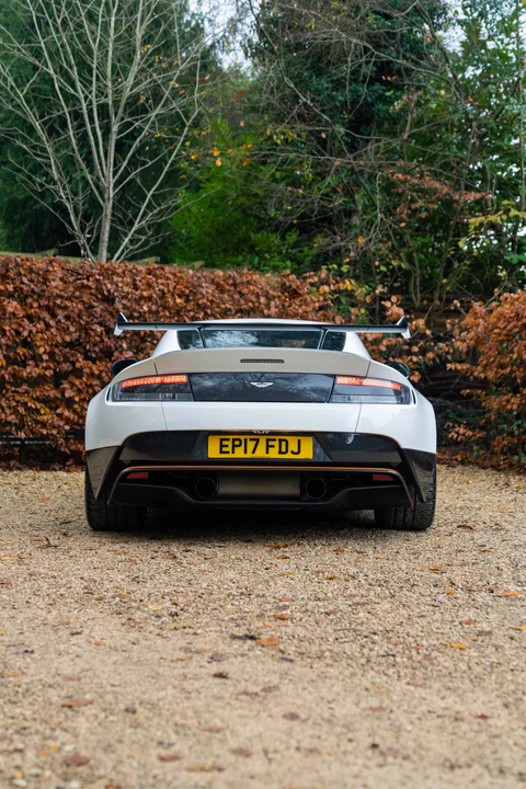 2017 Aston Martin V8 Vantage (2006-2017) - Image 24 of 31