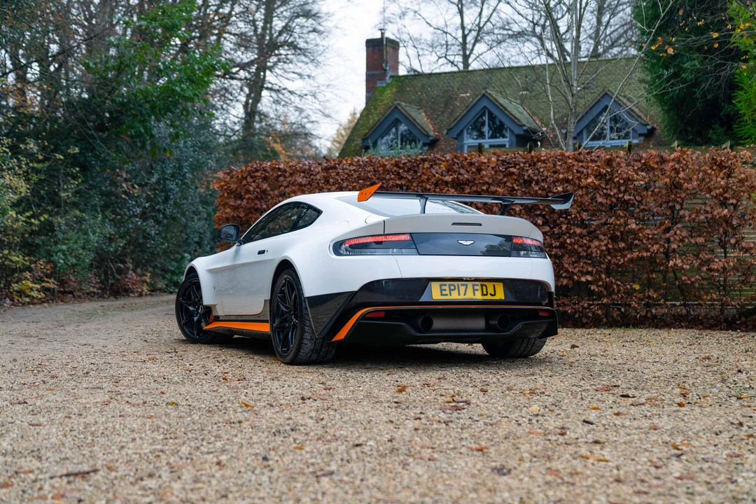 2017 Aston Martin V8 Vantage (2006-2017) - Image 6 of 31