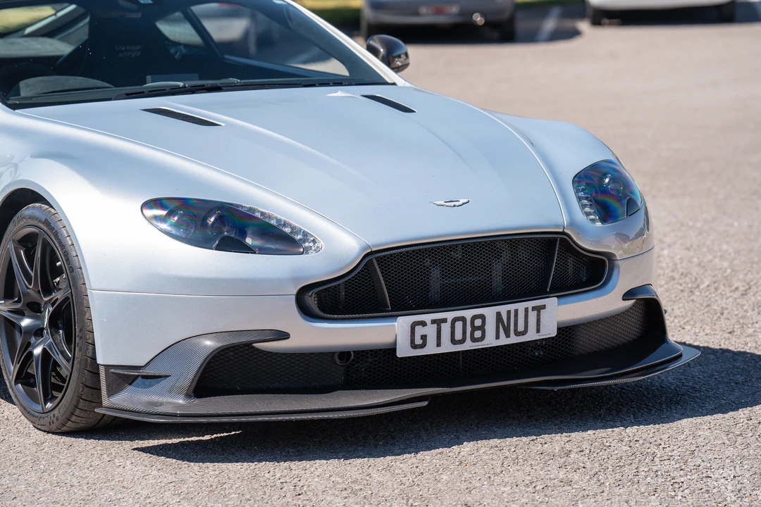 2017 Aston Martin V8 Vantage (2006-2017) - Image 19 of 31