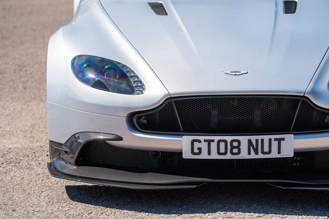 2017 Aston Martin V8 Vantage (2006-2017) - Image 20 of 31