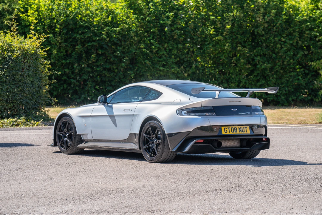 2017 Aston Martin V8 Vantage (2006-2017) - Image 6 of 31