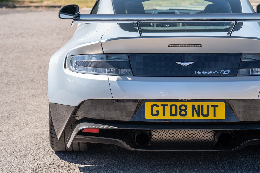 2017 Aston Martin V8 Vantage (2006-2017) - Image 29 of 31