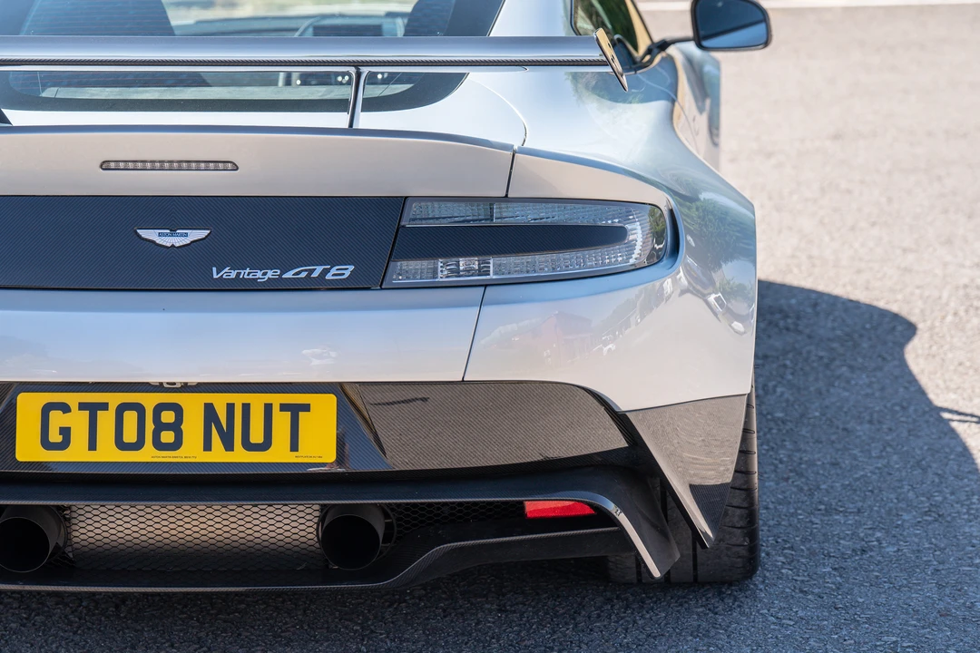 2017 Aston Martin V8 Vantage (2006-2017) - Image 30 of 31