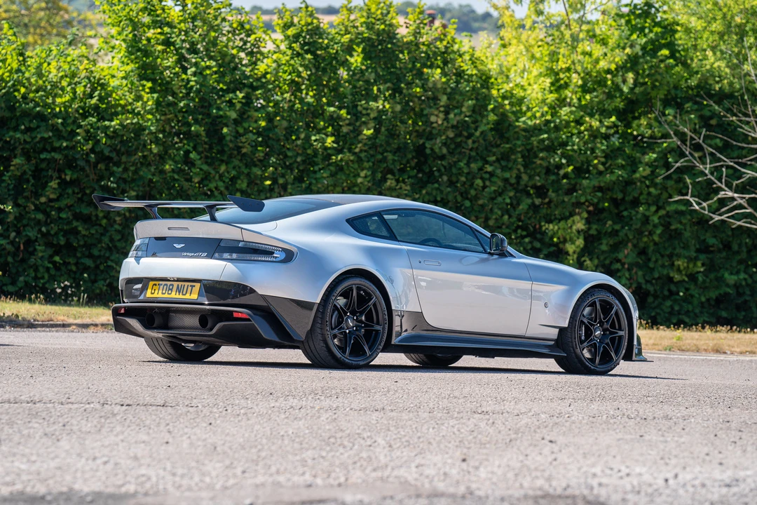 2017 Aston Martin V8 Vantage (2006-2017) - Image 8 of 31