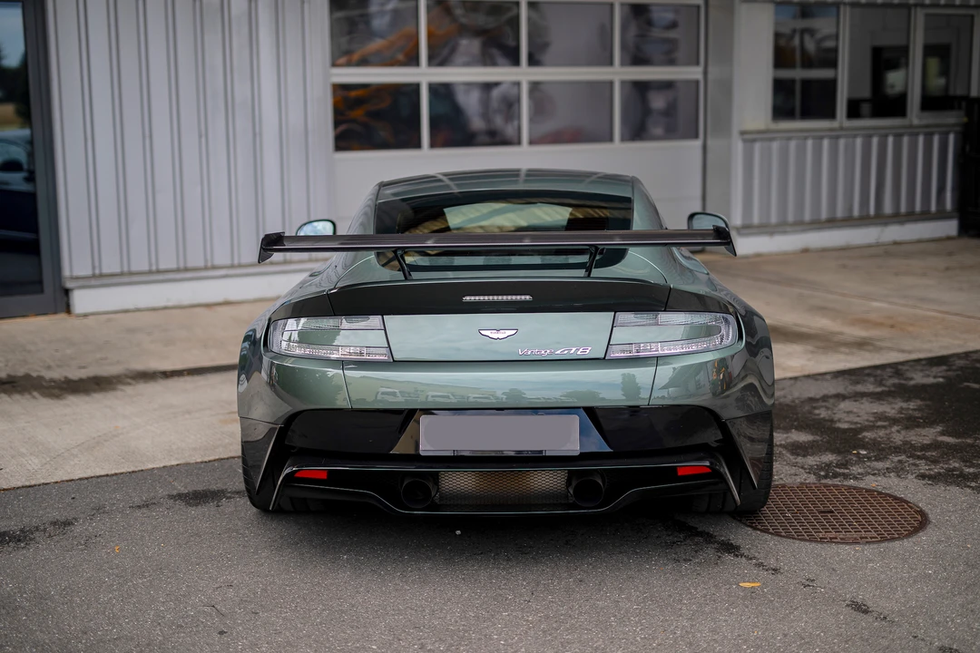 2017 Aston Martin V8 Vantage (2006-2017) - Image 6 of 31