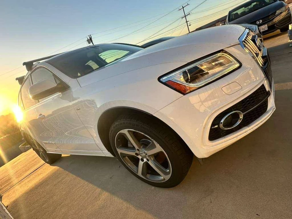 2017 Audi 8R Q5 - Image 2 of 10