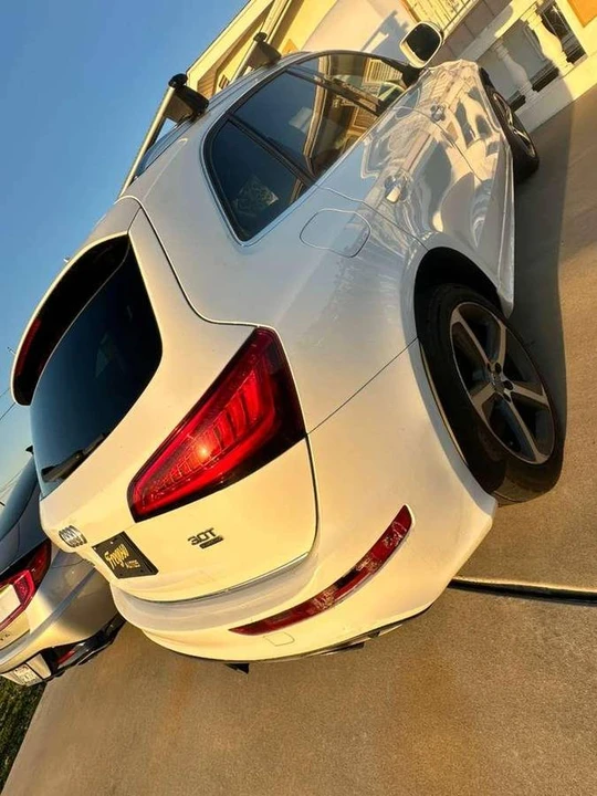 2017 Audi 8R Q5 - Image 9 of 10