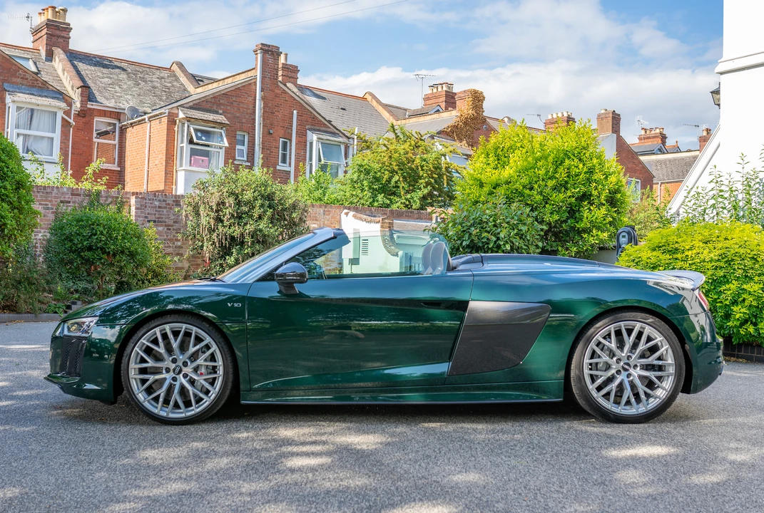 2017 Audi 4S R8 - Image 6 of 31
