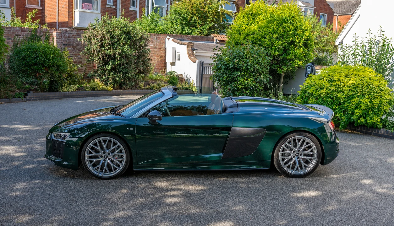 2017 Audi 4S R8 - Image 17 of 31