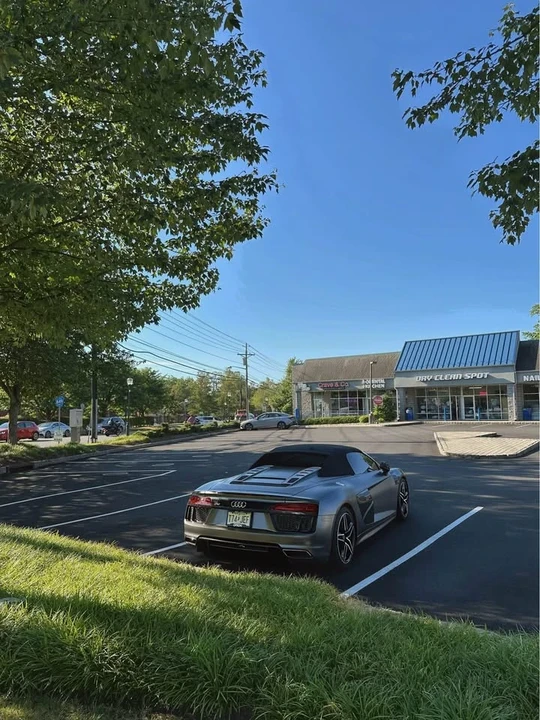 2017 Audi 4S R8 - Image 4 of 10