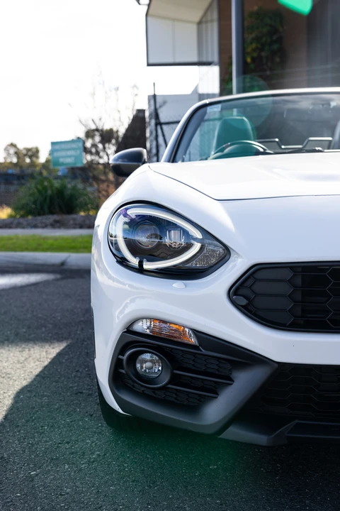 2017 Fiat 124 Spider - Image 20 of 31