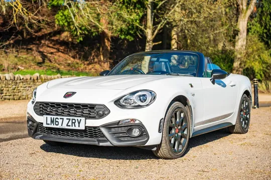 2017 Abarth 124 Spider Scorpione