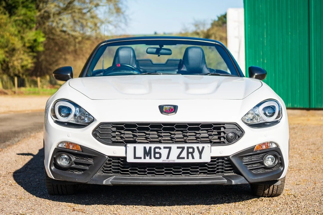 2017 Abarth - Image 16 of 30