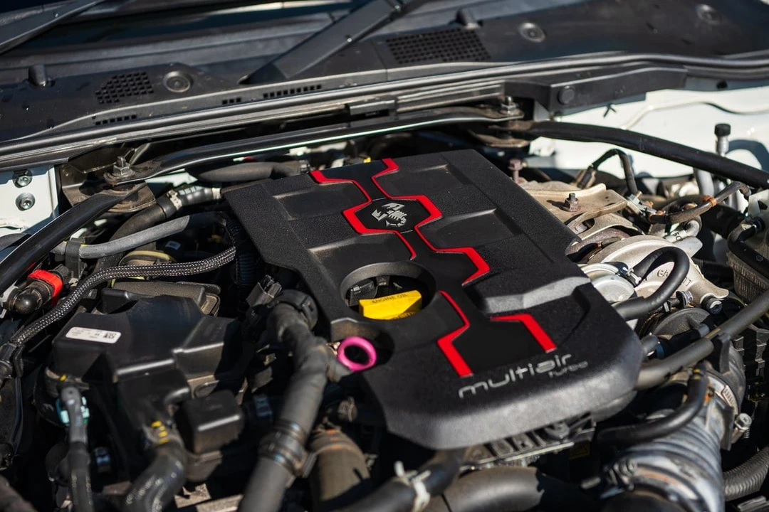 2017 Abarth - Image 12 of 30