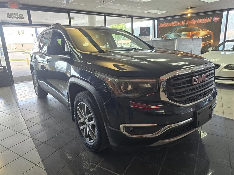 2017 GMC Acadia - Image 3 of 4