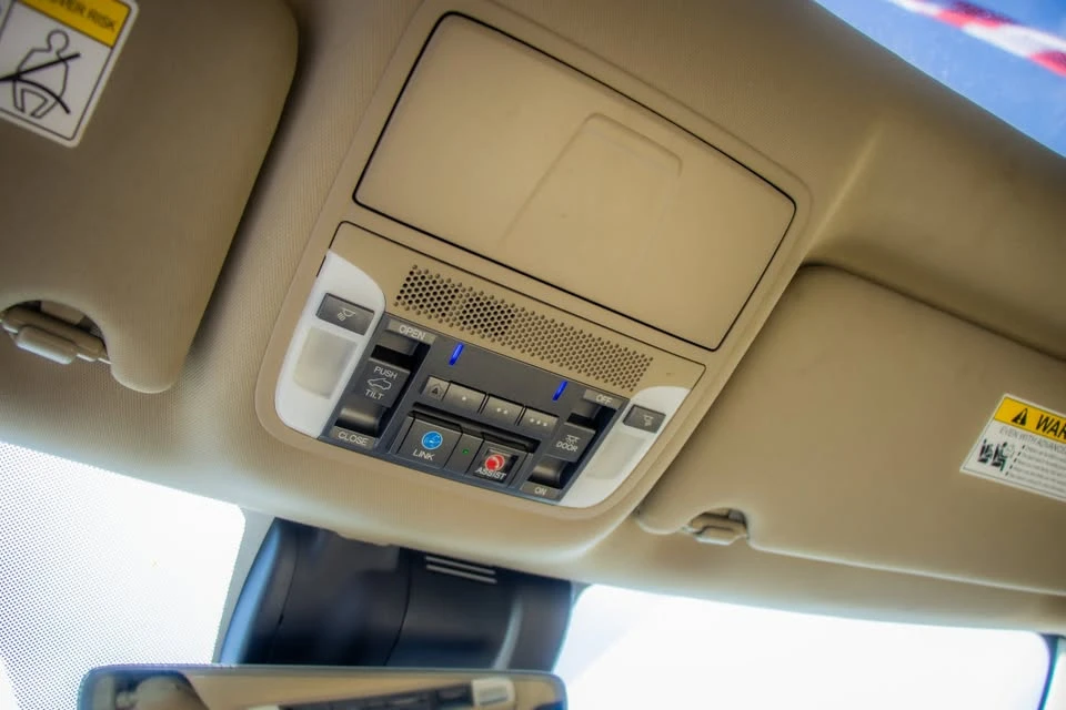 2017 Acura MDX 3rd Gen - Image 14 of 16