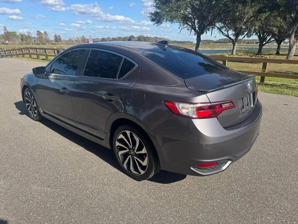 2017 Acura ILX - Image 5 of 15