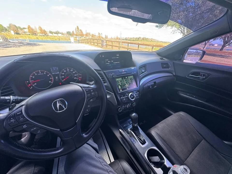2017 Acura ILX - Image 14 of 15