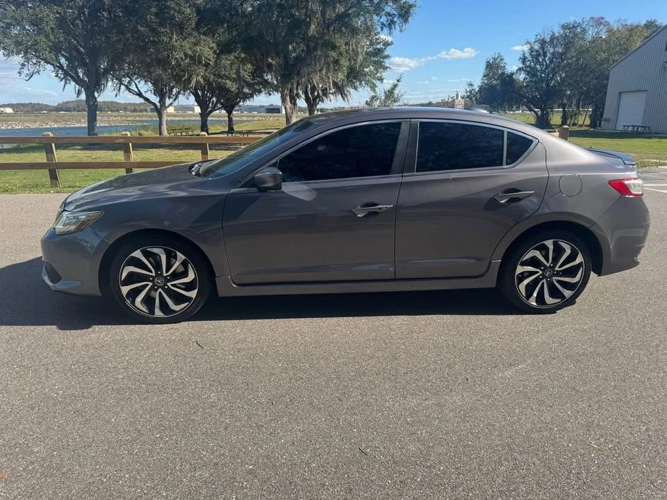 2017 Acura ILX - Image 4 of 15