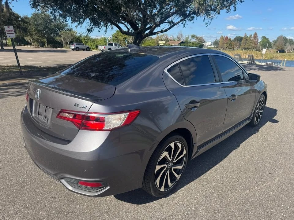 2017 Acura ILX - Image 7 of 15