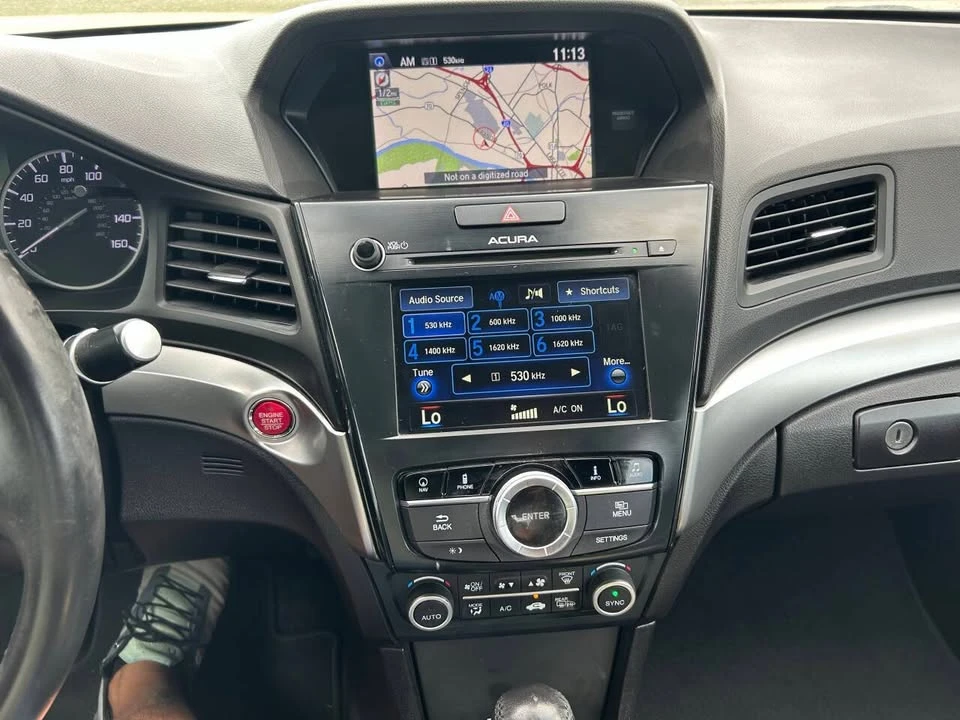 2017 Acura ILX - Image 8 of 9