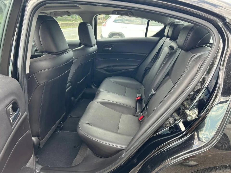 2017 Acura ILX - Image 6 of 9