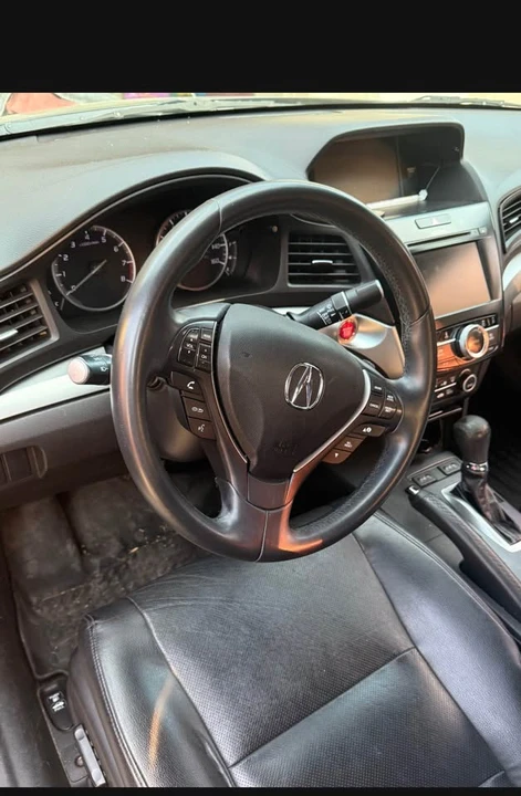 2017 Acura ILX - Image 4 of 6