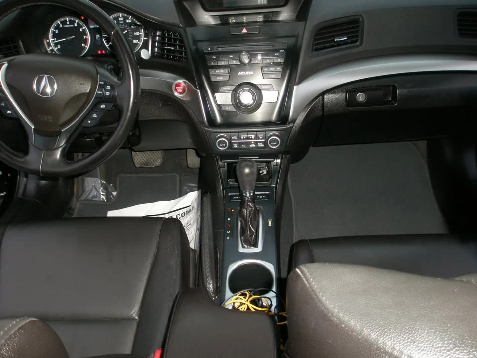2017 Acura ILX - Image 10 of 14