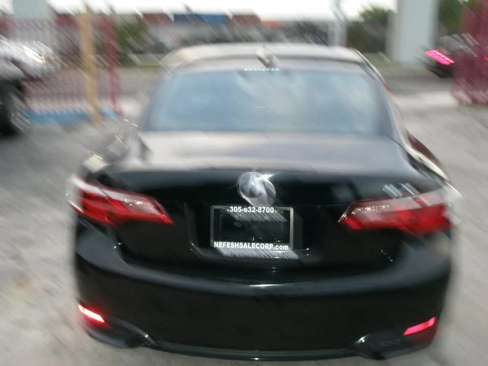 2017 Acura ILX - Image 5 of 14