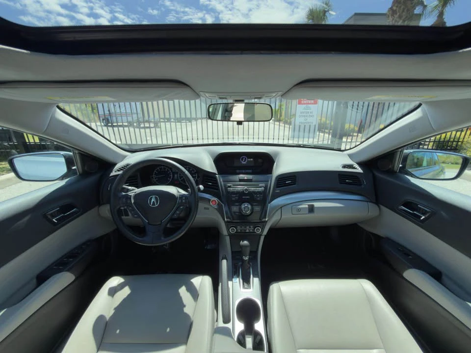 2017 Acura ILX - Image 12 of 18