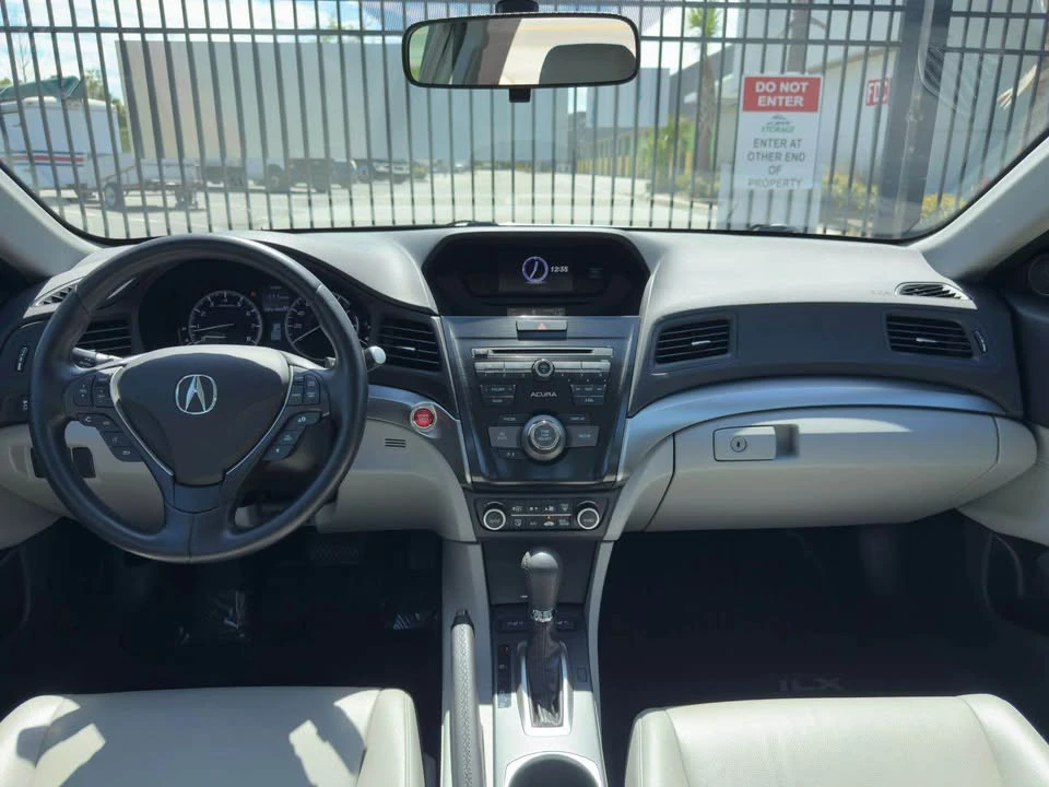 2017 Acura ILX - Image 8 of 18