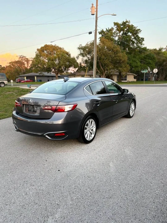2017 Acura ILX - Image 5 of 11