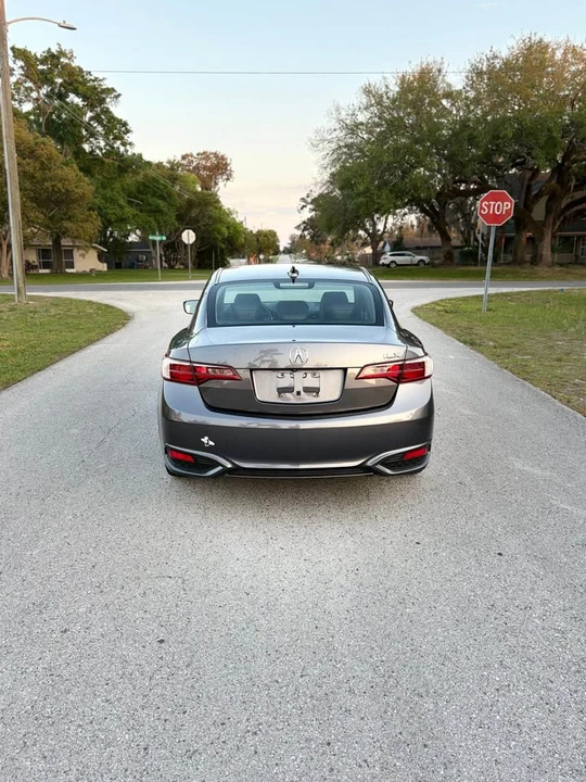 2017 Acura ILX - Image 4 of 11