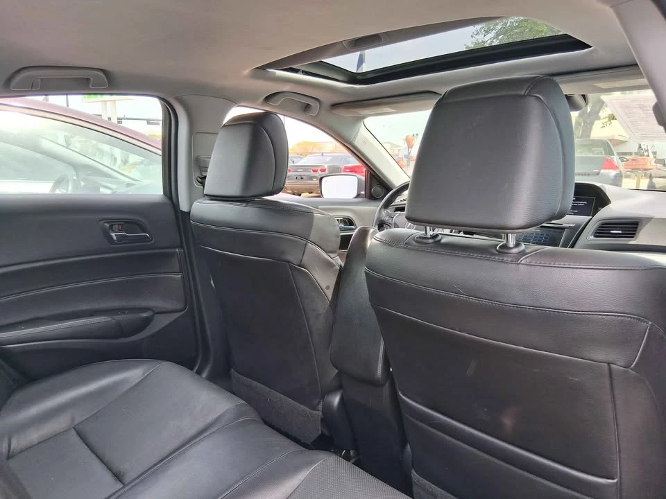 2017 Acura ILX - Image 4 of 5