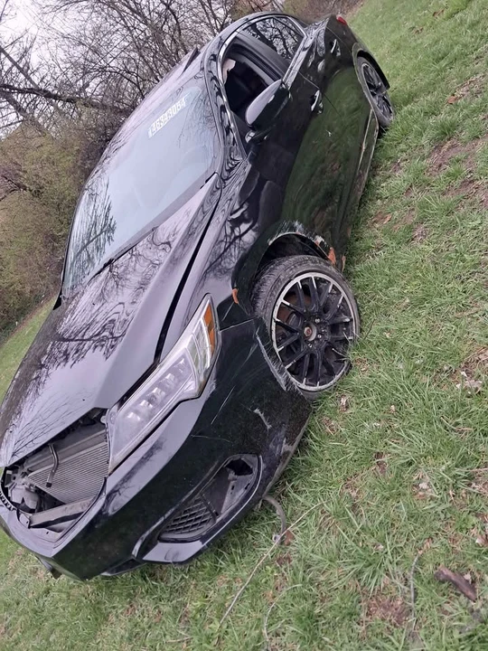 2017 Acura ILX - Image 2 of 17
