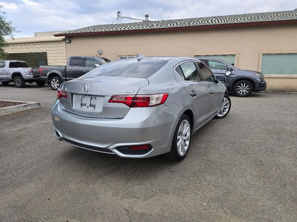 2017 Acura ILX - Image 12 of 20
