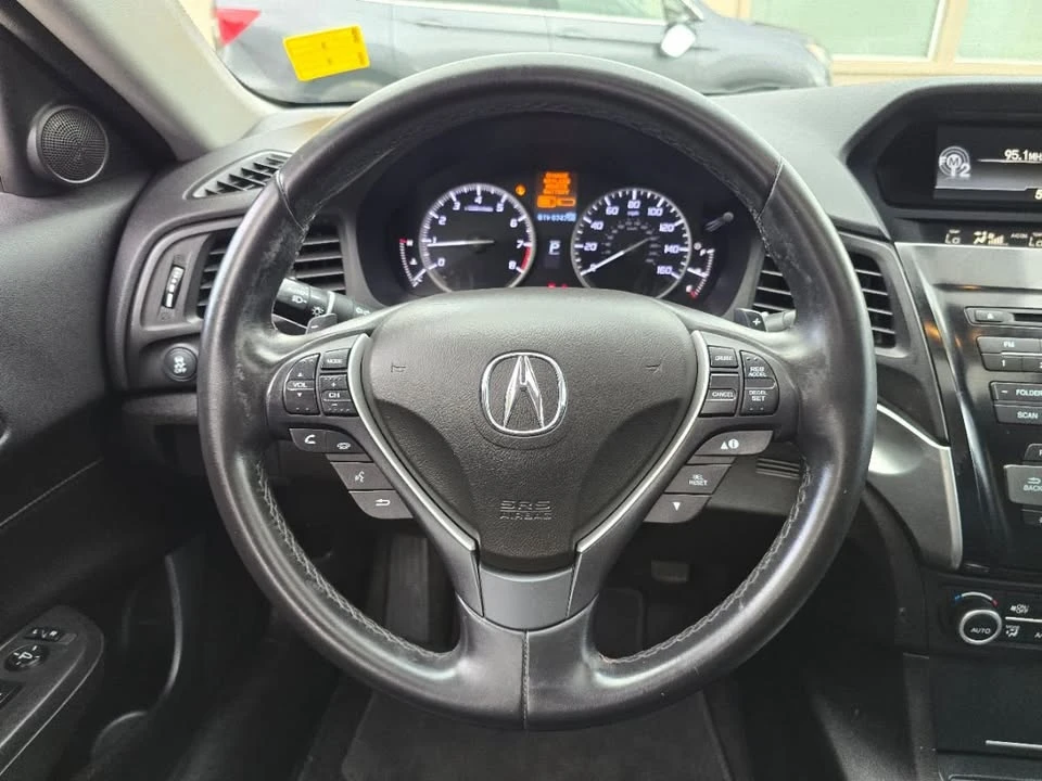 2017 Acura ILX - Image 9 of 20
