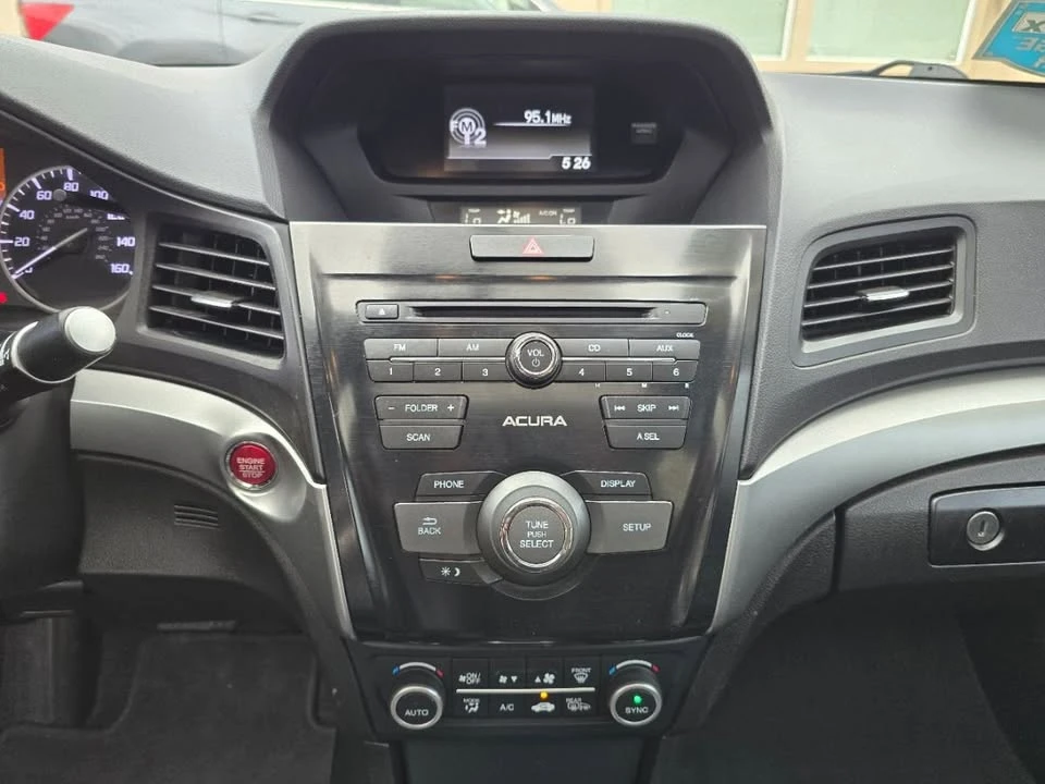 2017 Acura ILX - Image 5 of 20