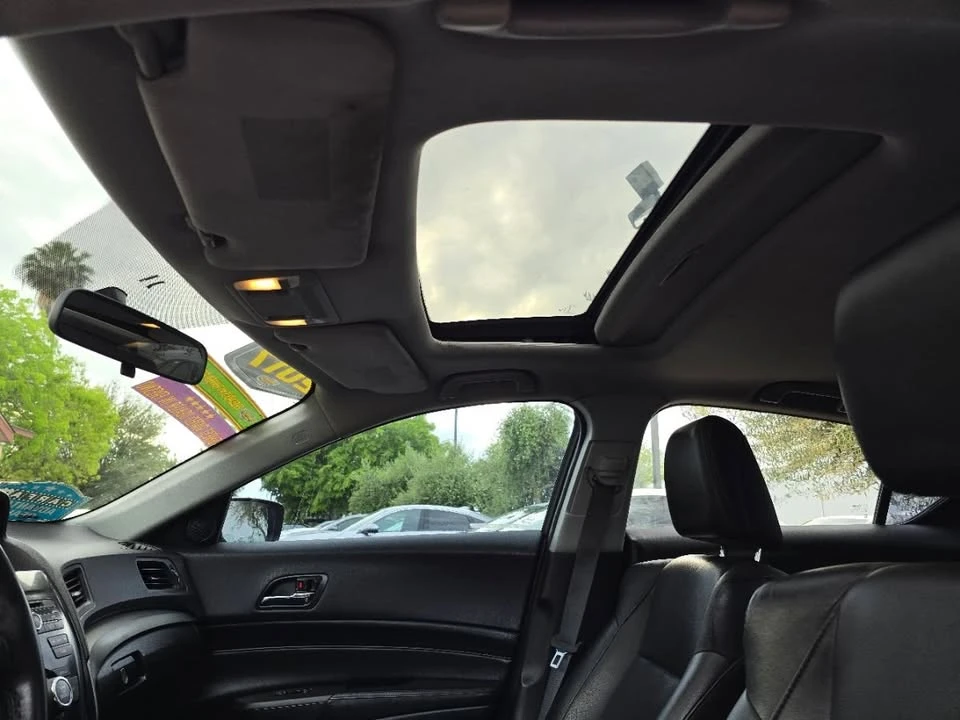 2017 Acura ILX - Image 14 of 20