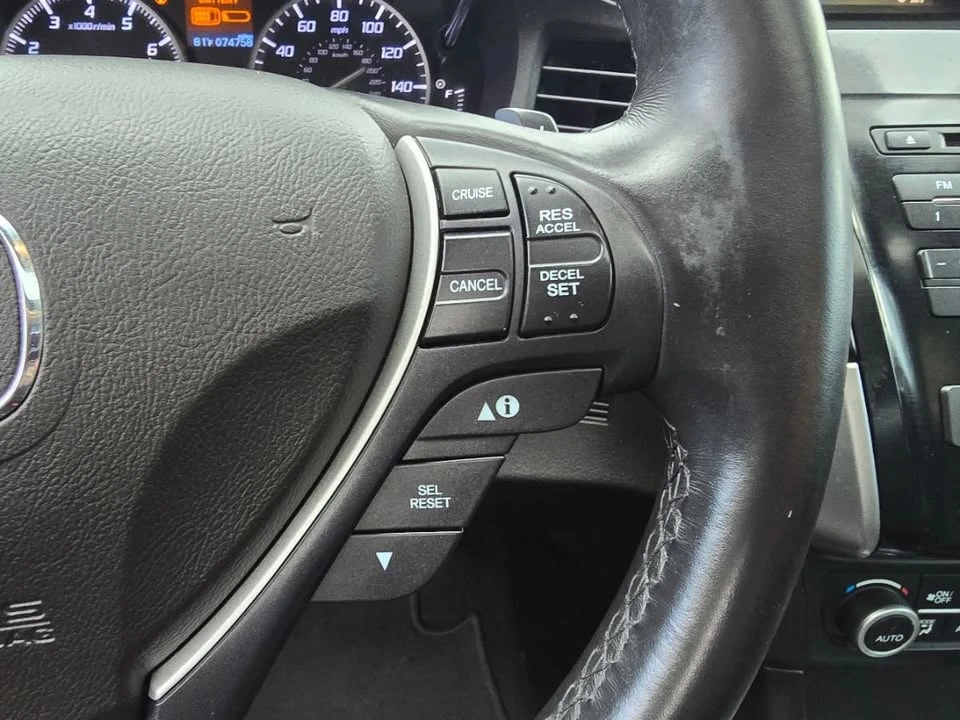 2017 Acura ILX - Image 18 of 20