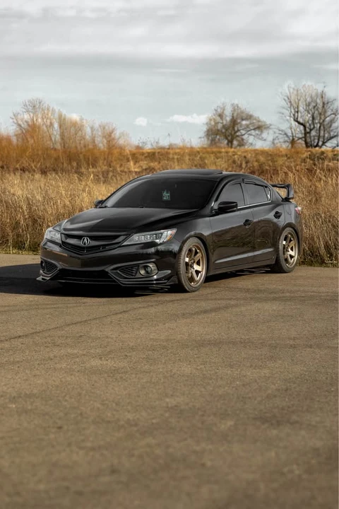 2017 Acura ILX - Image 2 of 12